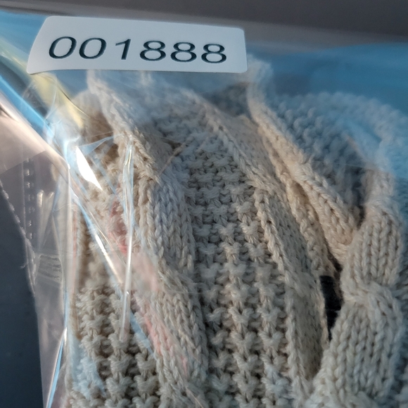 Womens Sweater Size Medium Cowl Neck Chunky Cable Knit SEE MEASUREMENTS - Picture 7 of 7